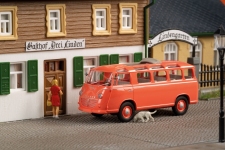 minicar 66019 - H0 - Luxusbus hellkoralle